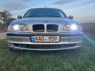 BMW 3 Series foto 1