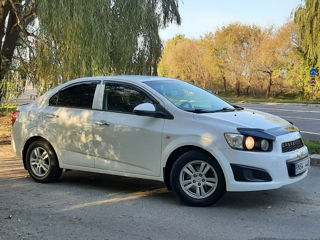 Chevrolet Aveo foto 10