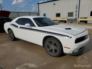 Dodge Challenger foto 6