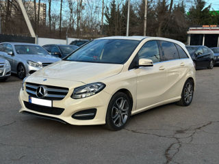 Mercedes B-Class foto 3