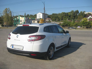 Renault Megane foto 8