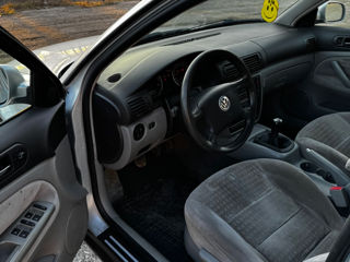 Volkswagen Passat foto 6