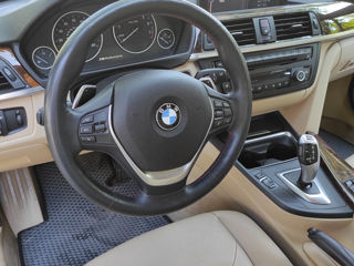 Dezmembrez BMW f30 xDrive n20b28 Volan stînga. Complectaţie bună. foto 5