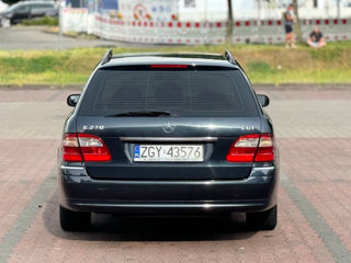 Mercedes E-Class foto 5