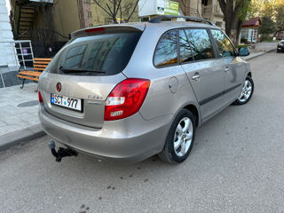 Skoda Fabia foto 2