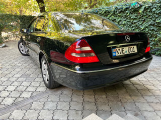 Mercedes E-Class foto 5