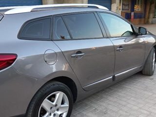 Renault Megane foto 1