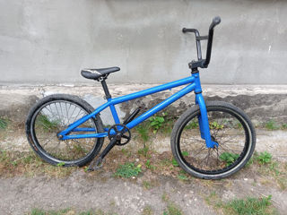 Продается БМХ // Se vinde bicicleta BMX foto 1