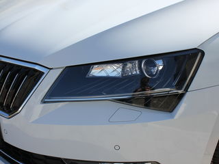 Skoda Superb foto 5