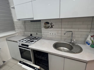 Apartament cu 1 cameră, 47 m², Centru, Chișinău foto 3