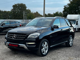 Mercedes M-Class foto 3