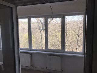 Riscanovca apartament varianta albă vind sau skimb pe auto plus bani de la dumneavoastră. foto 6