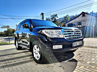 Toyota Land Cruiser foto 2