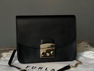 Geanta Furla