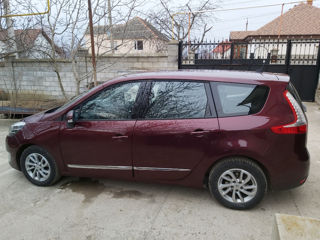 Renault Grand Scenic foto 4