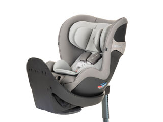 Авто кресло Cybex , в идеальном состоянии