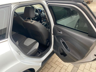 Ford Focus фото 7