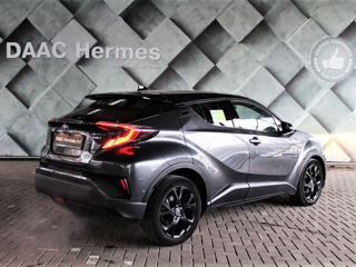 Toyota C-HR foto 5