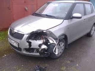 Skoda Fabia 1 / 2 Piese !  Запчасти на Skoda Fabia foto 5