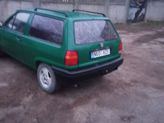 Volkswagen Polo foto 4