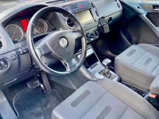 Volkswagen Tiguan foto 6