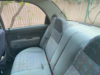 Mazda 121 foto 3