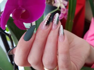 Alungirea unghilor+shellac calitativ /наращивание ногтей : коррекция ;лак-гель чеканы foto 1