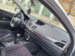 Renault Megane foto 6