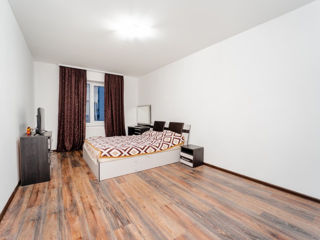 Apartament cu 2 camere, 70 m², Durlești, Chișinău foto 2