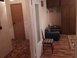 Apartament 2 odai, et. 3, de mijloc foto 7