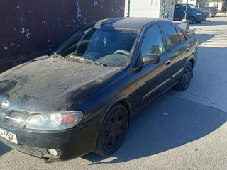 Nissan Almera foto 3