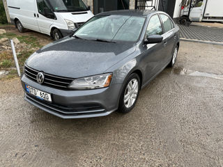 Volkswagen Jetta foto 4