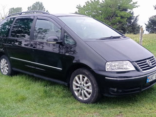 Volkswagen Sharan foto 1