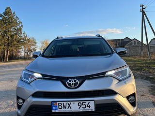 Toyota Rav 4 foto 1