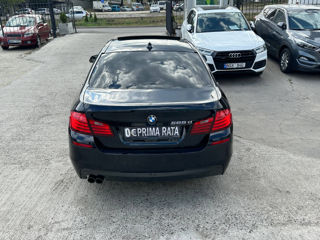 BMW 5 Series foto 7