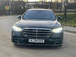 Mercedes S-Class