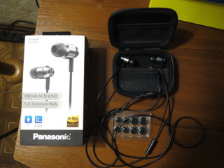 Аудиофильские наушники Panasonic RP-HDE5MGC-S.