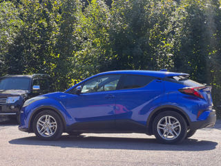 Toyota C-HR foto 4