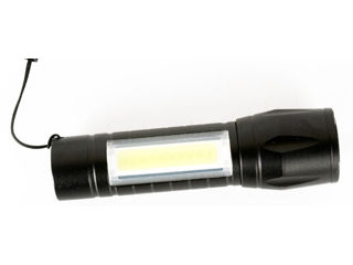 Mini lanternă Ultraflash (baterie de 3,7 V, neagră, LED XPE + COB, 3 wați, 3 moduri, cutie) Descrier