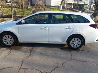 Toyota Auris foto 6