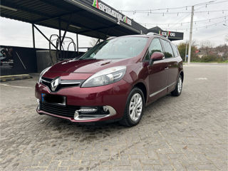 Renault Grand Scenic foto 8