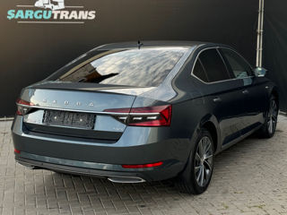 Skoda Superb foto 4