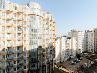 Apartament cu 2 camere, 64 m², Buiucani, Chișinău foto 13