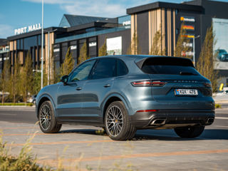 Porsche Cayenne foto 2