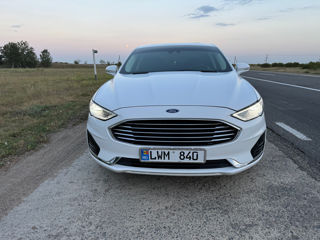 Ford Fusion foto 10