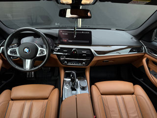 BMW 5 Series foto 9