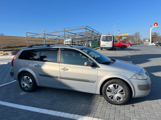 Renault Megane foto 2