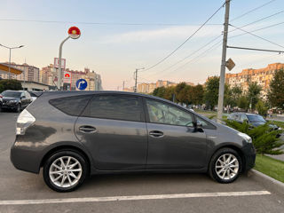 Toyota Prius + foto 1