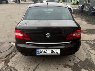 Skoda Superb foto 3