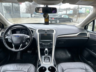 Ford Fusion foto 9